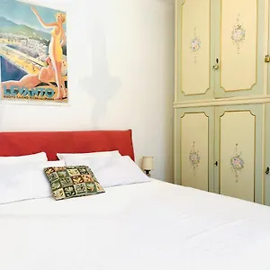 appartamenti-aurora-levanto.hotelitalianriviera.com/